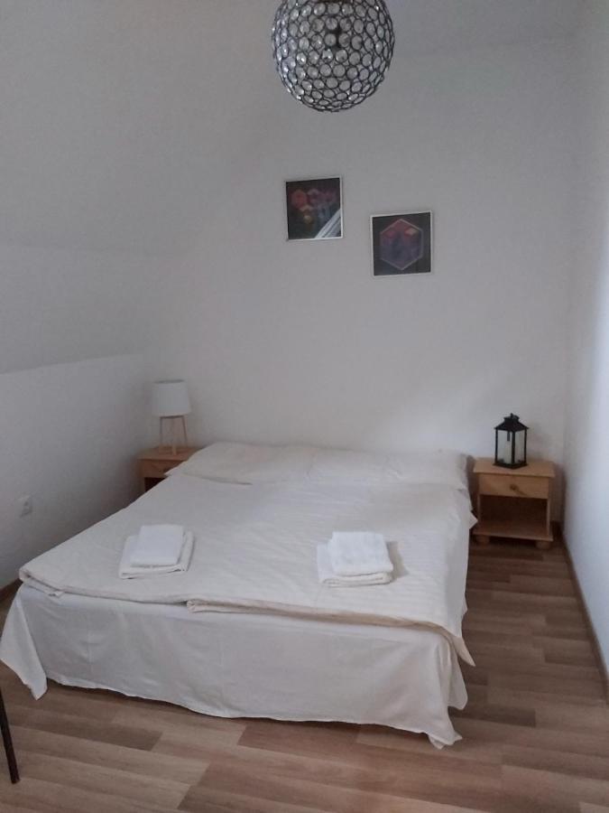 Bed and Breakfast Platanus Vendeghaz Zamárdi Zewnętrze zdjęcie